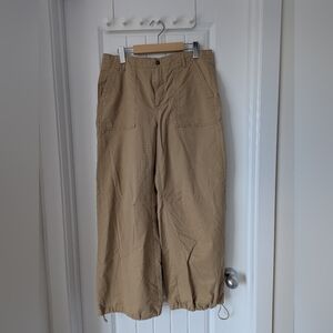 Banana Republic Women's Barrel Style Cotton Cargo Pants Wide Leg Size 8